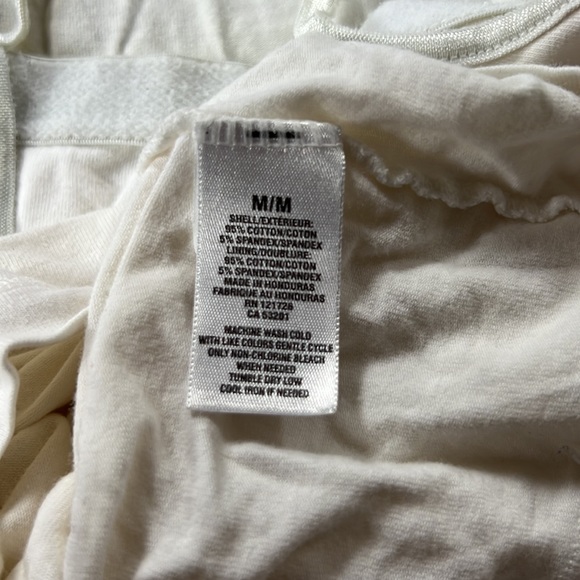 Aeropostale white camisole with built in bra - Picture 4 of 5